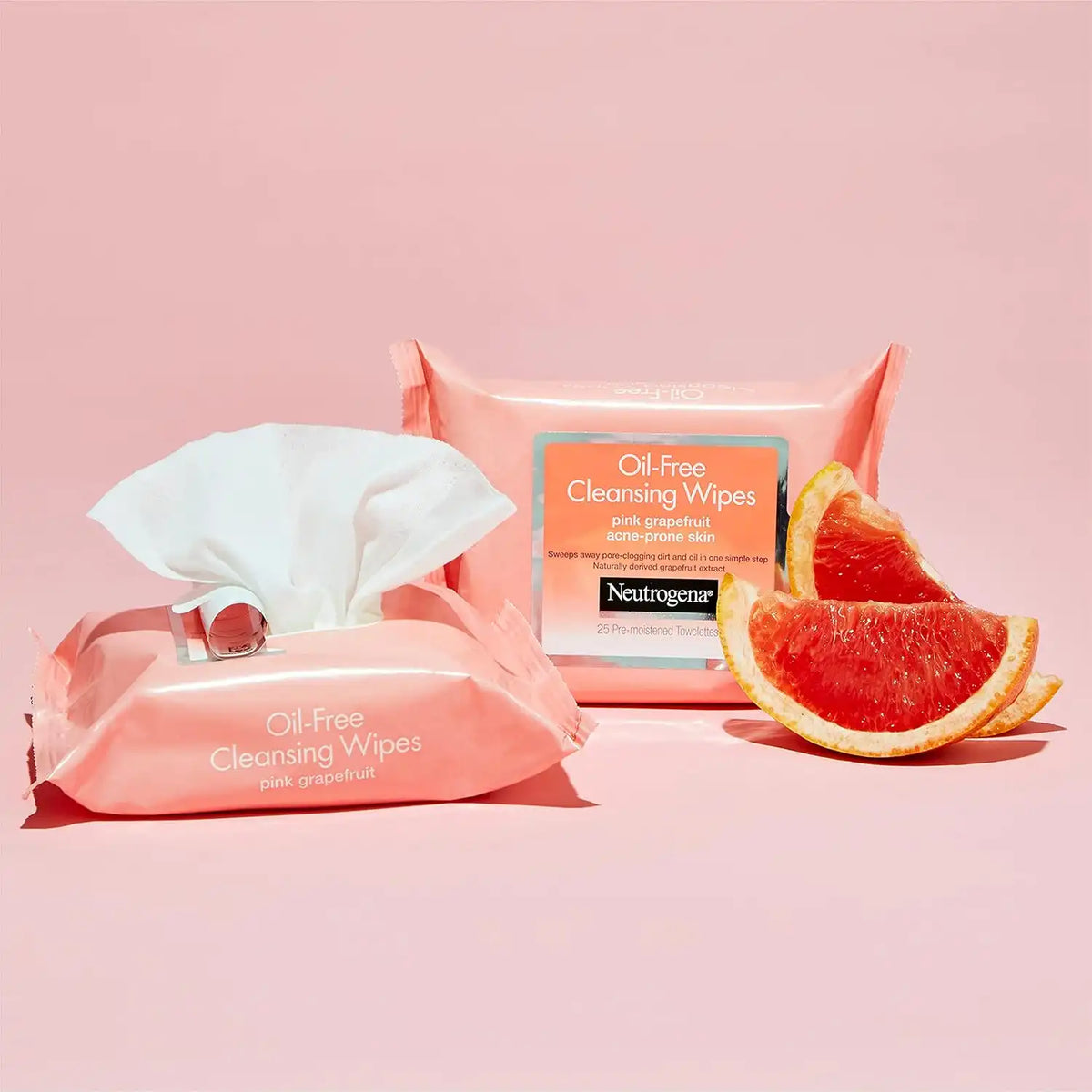 Neutrogena Oil-Free Facial Cleansing Makeup Wipes with Pink Grapefruit, Disposable & Pre-Moistened Daily Acne Face Towelettes to Remove Dirt, Oil & Makeup for Acne Prone Skin, Pack of 6, 150 Count